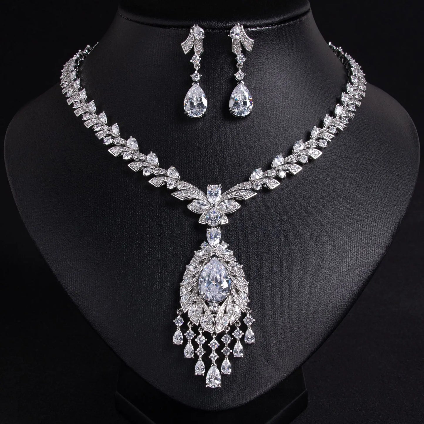 Temperamento Elegante Collana Orecchini Ciondolo Gioielli Estate Vestito Accessori Set Partito Matrimonio Sposa Regalo M-286