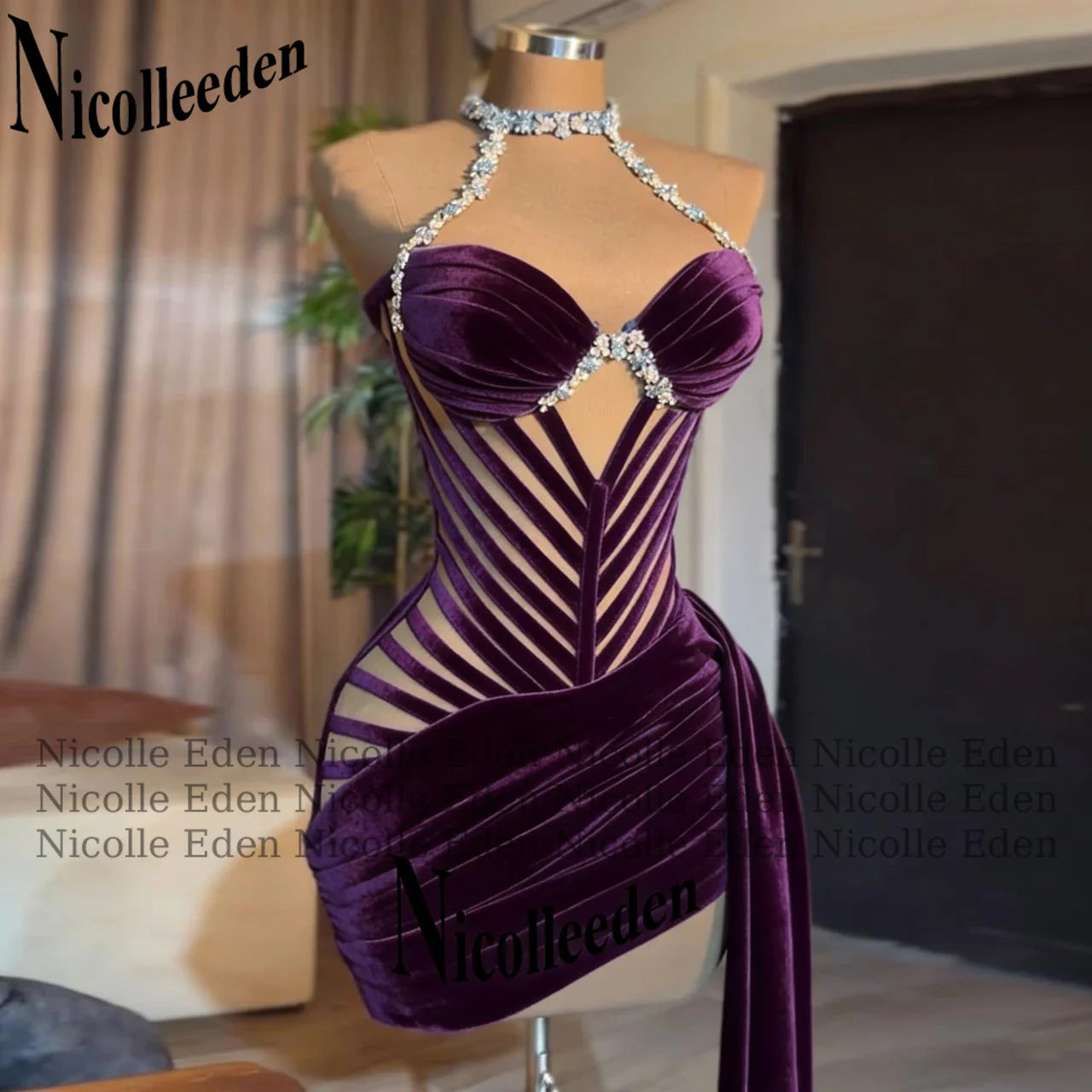 Nicolle Elegant Pleats Cocktail Dresses for Women Rhinestones Halter Sleeveless Party Gowns Vestidos De Festa Customized