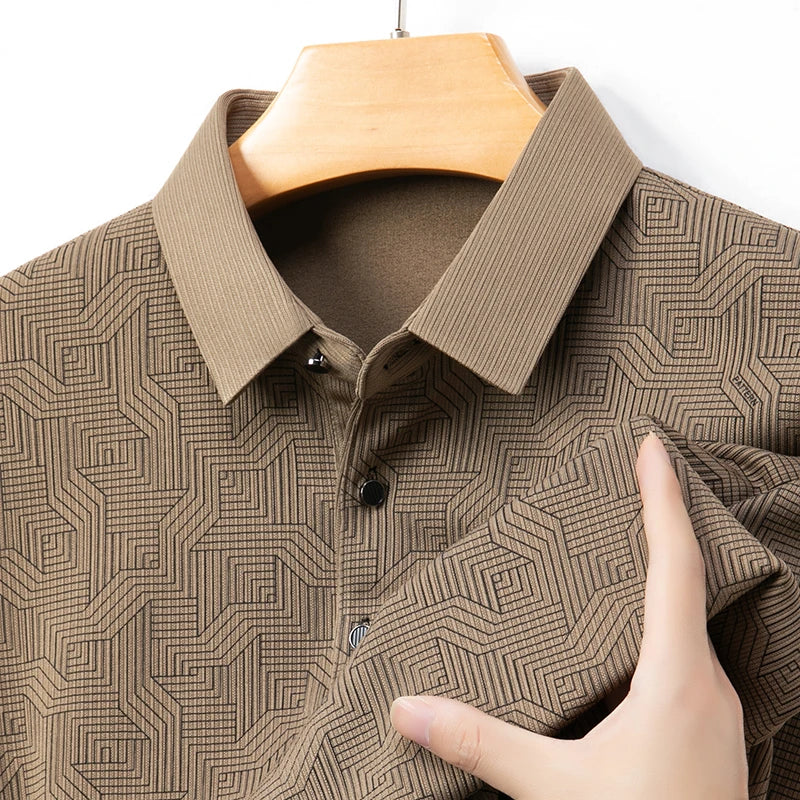 New Men's Business Casual Long Sleeved Shirt with Badge Solid Color Polo Shirt Fashionable Breathable Comfortable Versatile Top