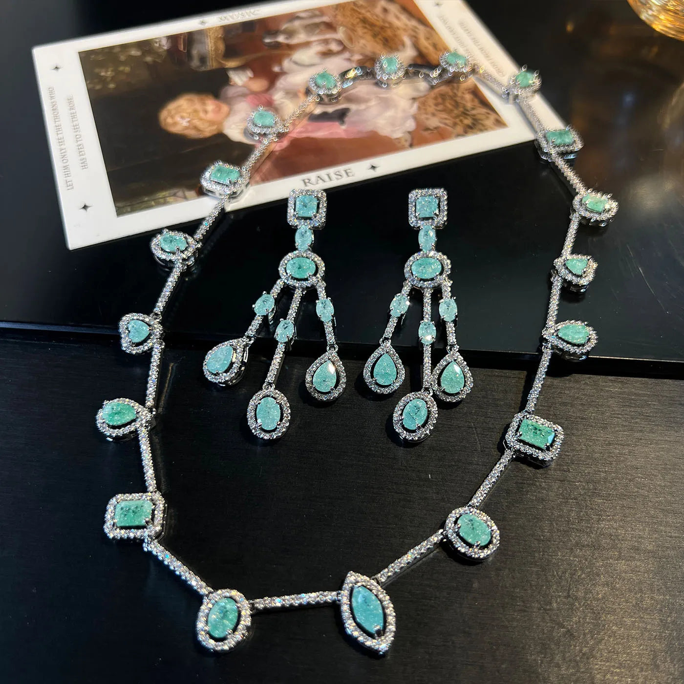 Italian Fashion Ice Flower Zircon Jewelry Set Elegant High-End Cross-Border Best-Selling Necklace Earring Artistic Retro Style
