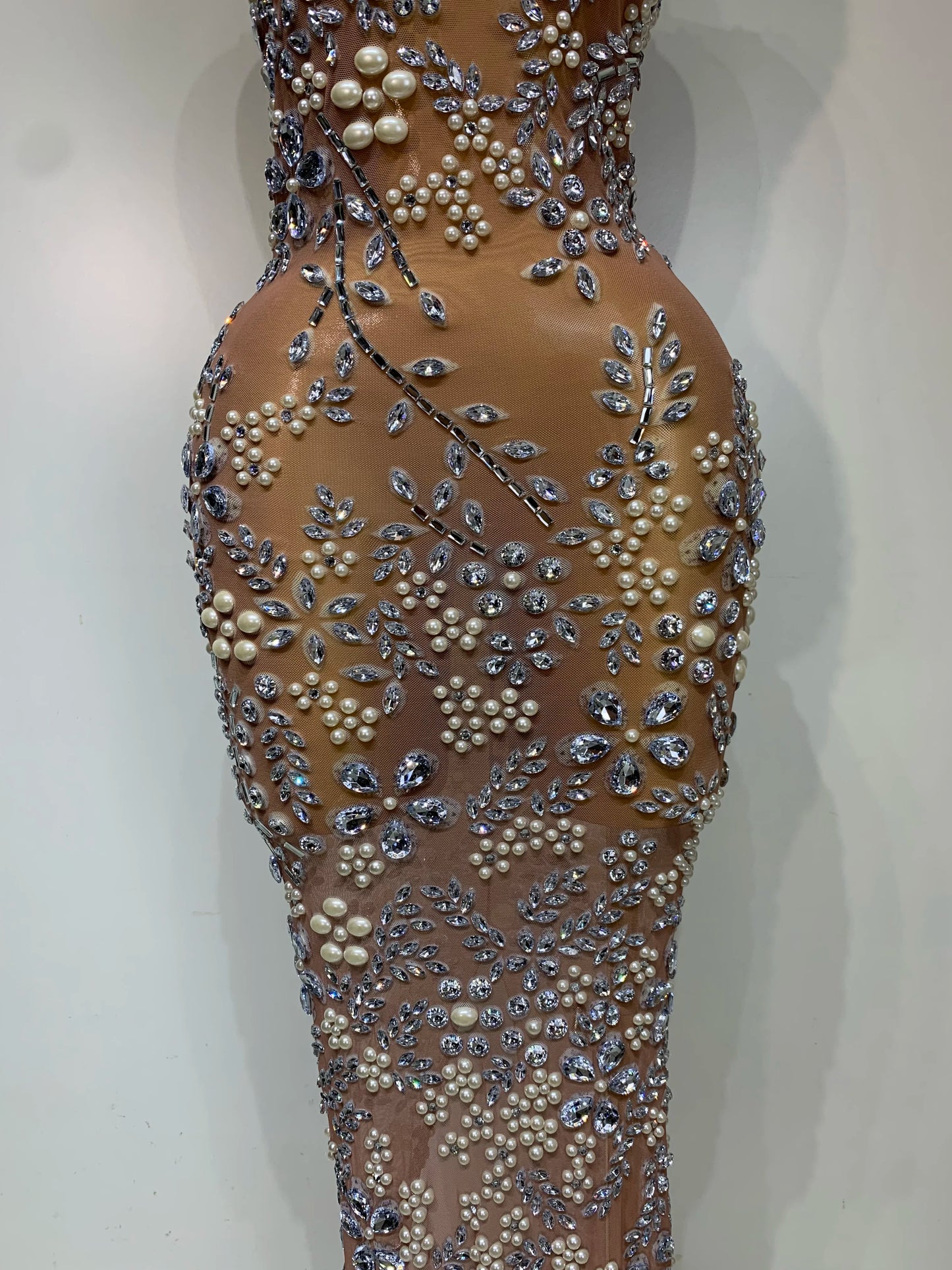 Women Lxury Diamonds Mesh See Through Long Dress Celebrity Elegant Evening Party Fancy Club Dress Singer Performance Costume