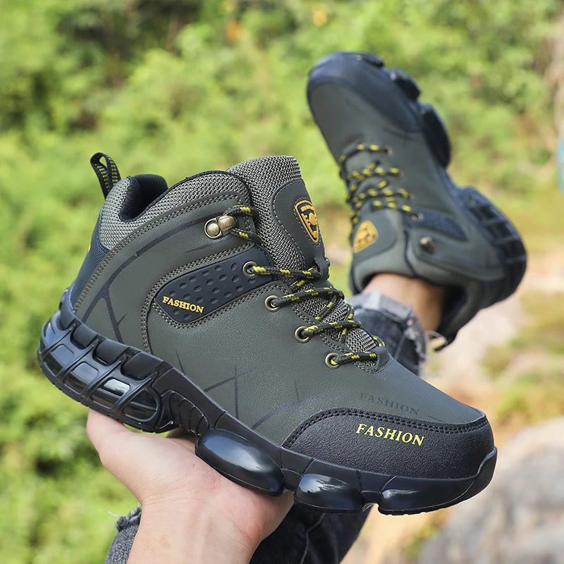 New Men Hiking Shoes High Quality Durable Leather Climbing Shoe Outdoors Camping Waterproof Fishing Hunting Walking Sneakers Men