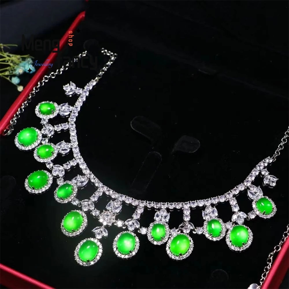 Luxurious Ice-Type Emerald Jadeite Chalcedony Necklace Plated With 925 Silver, And A Natural Green Chalcedony Banquet Chain